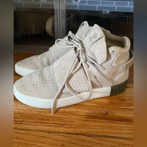 Adidas women sneaker